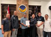 Julie Sutrisno Laiskodat Serahkan Rekomendasi Untuk Andre Agas – Tarsisius Syukur dan Andreas Paru – Moses Jala