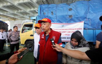 Wamensos Agus Jabo Pastikan Penyaluran Bantuan Erupsi Gunung Lewotobi Didistribusikan Secepatnya