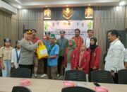 Sambut Bulan Suci Ramadhan, Polres Ende Gelar Bakti Sosial Polri Presisi Bersama Mahasiswa