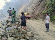 Demi Kelancaran Arus Transportasi, Petugas dari TNI, Polri dan Instansi Terkait Lakukan Pembersihan dan Pengalihan Arus