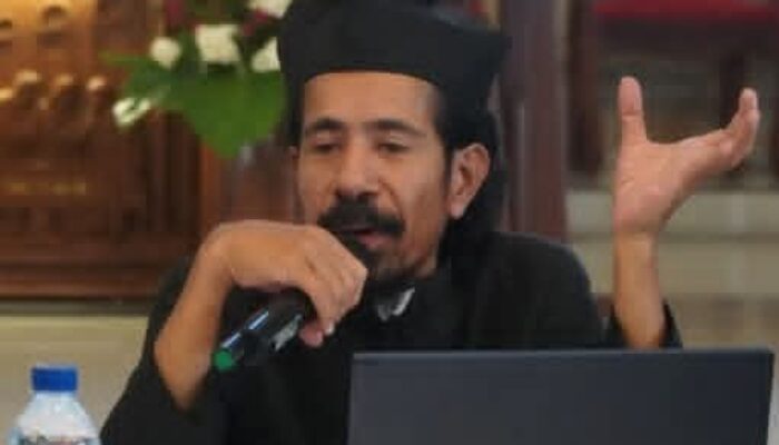 Pembatasan Pesta Masyarakat Hingga Pukul 22.00, Menuai Beragam Tanggapan, Ini Penjelasan Romo Patris Alergo