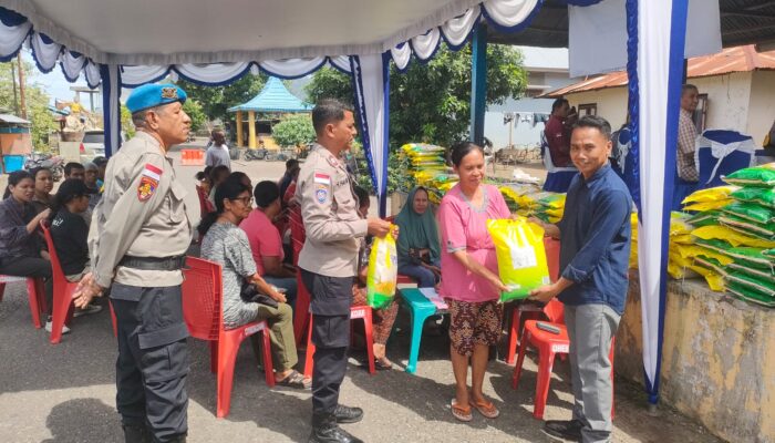​Polres Ende Gelar Gerakan Pangan Murah Serentak, 5 Ton Beras Ludes Diserbu Warga Jelang Idul Fitri & Paskah