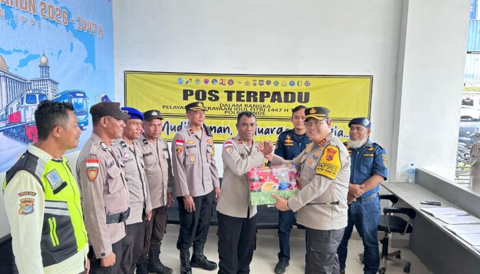 ​Jamin Keamanan Mudik Lebaran Idul Fitri 1447 H, Kapolres Ende Pantau Langsung Posko Terpadu di Bandara Ende