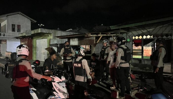Jaga Kamtibmas di Malam Hari, Tim Perintis Presisi Satsamapta Polres Ende Sisir Titik Rawan