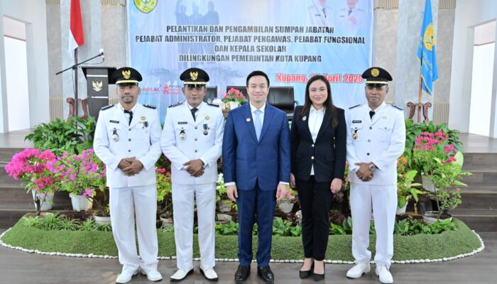 Wali Kota Kupang Lantik 170 Pejabat, Tekankan Empat Poin Utama Penguatan Birokrasi