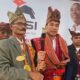 Bentuk pengharagaan dan ikut merasakan pembangunan, 9 Raja di Pulau Timor Terima Jokowi Sebagai Keluarga.