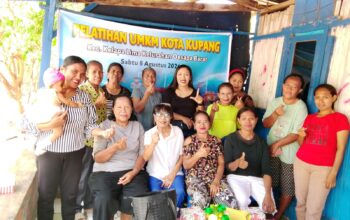 Perempuan Prima Mandiri Dorong Warga Oesapa Barat Tingkatkan Kapasitas UMKM Lewat Pemasaran Digital