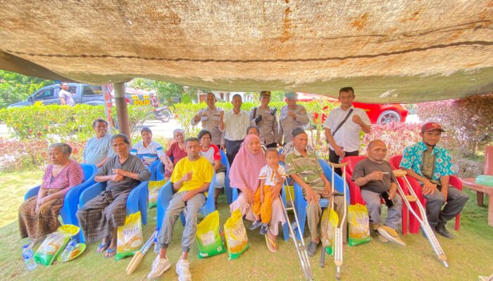 Polres Ende dan Bhayangkari Hadir Berbagi, Penyandang Disabilitas Ucapkan Terima Kasih