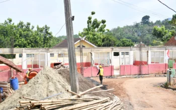 Program Revit Sekolah 2026 Jadi Sorotan, Warga Desak DPRD Ende Periksa Pekerjaan di Lapangan
